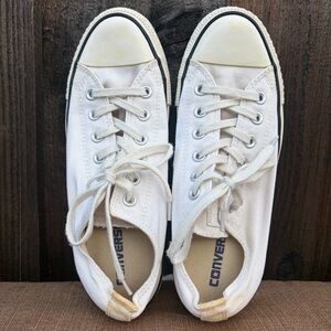 Converse Women’s 9 / Men’s 7 All Star Off White Yellowed Low Top Canvas Sneaker